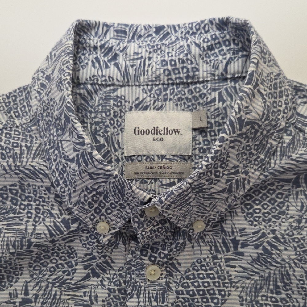 Goodfellow & Co Men's Navy and White Patterned Shirt